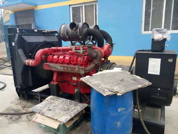 尖山关于柴油发电机组水箱污垢的产生与清理